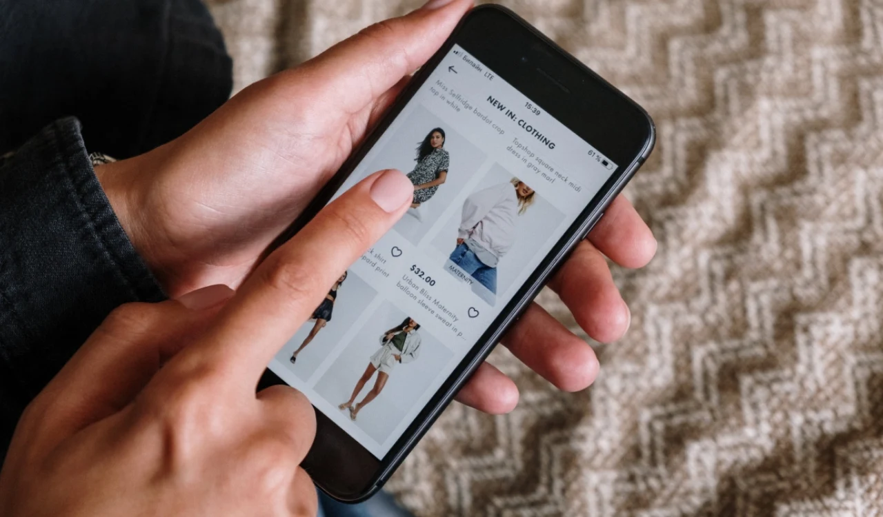From Data to Delight: 7 Ways AI Is Revolutionizing Retail Customer Experiences
